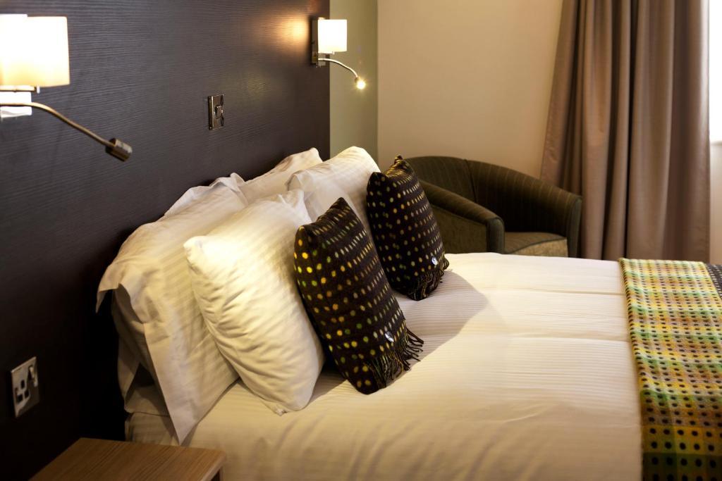 The Craven Heifer Inn Kelbrook Eksteriør billede