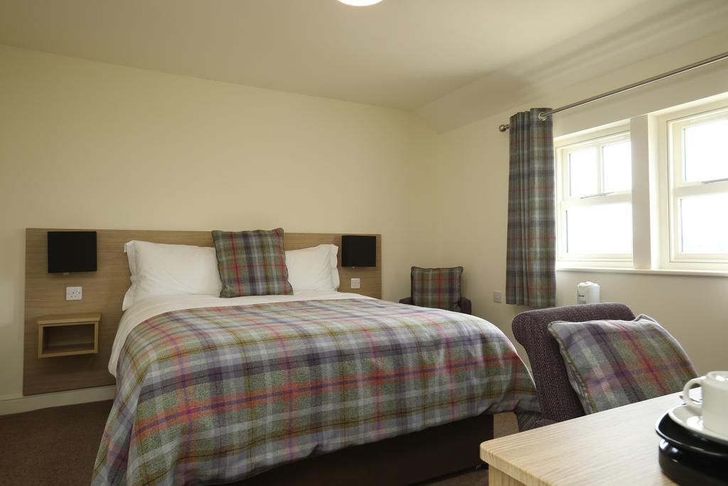 The Craven Heifer Inn Kelbrook Eksteriør billede