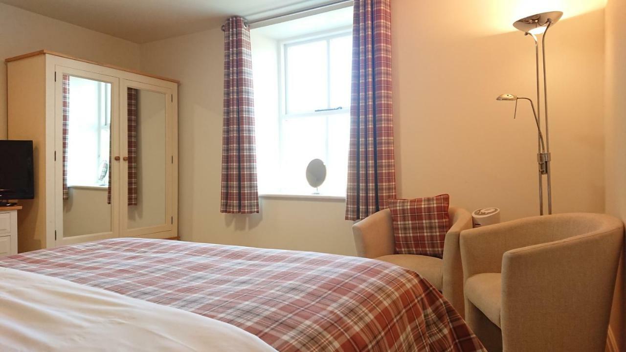 The Craven Heifer Inn Kelbrook Eksteriør billede